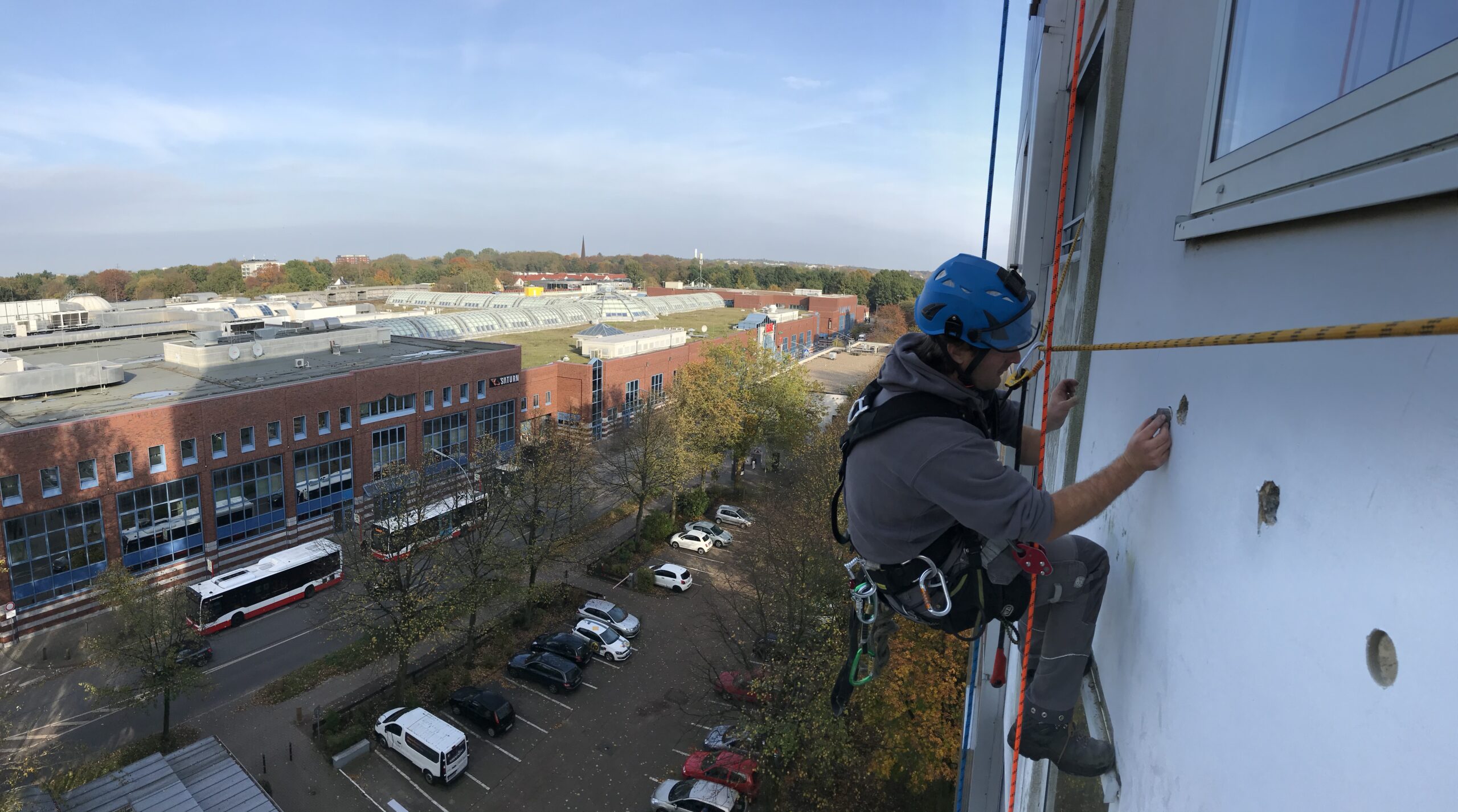 Industrieklettern und Bauwerksuntersuchung