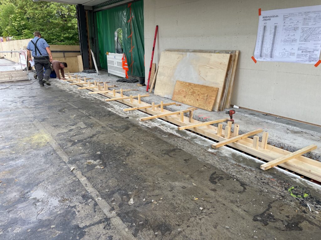 Instandsetzung Brückentafel und Herstellung neue Kragarmspitze