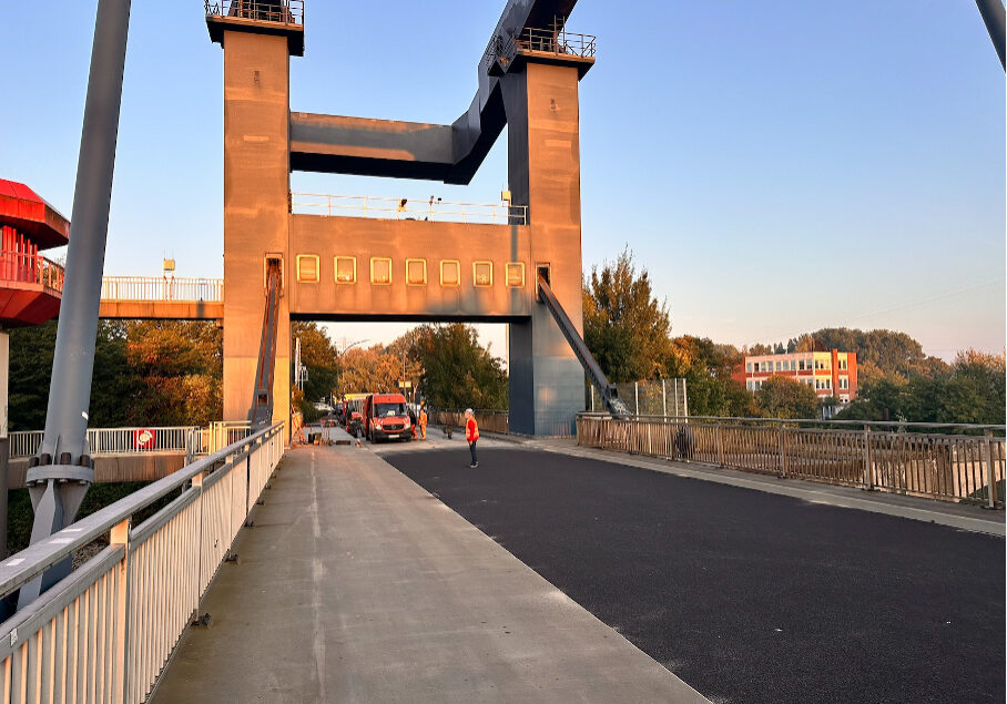 EB-Ingenieure-Referenz-Reiherstieg-Klappbruecke-neuer-Duennbelag