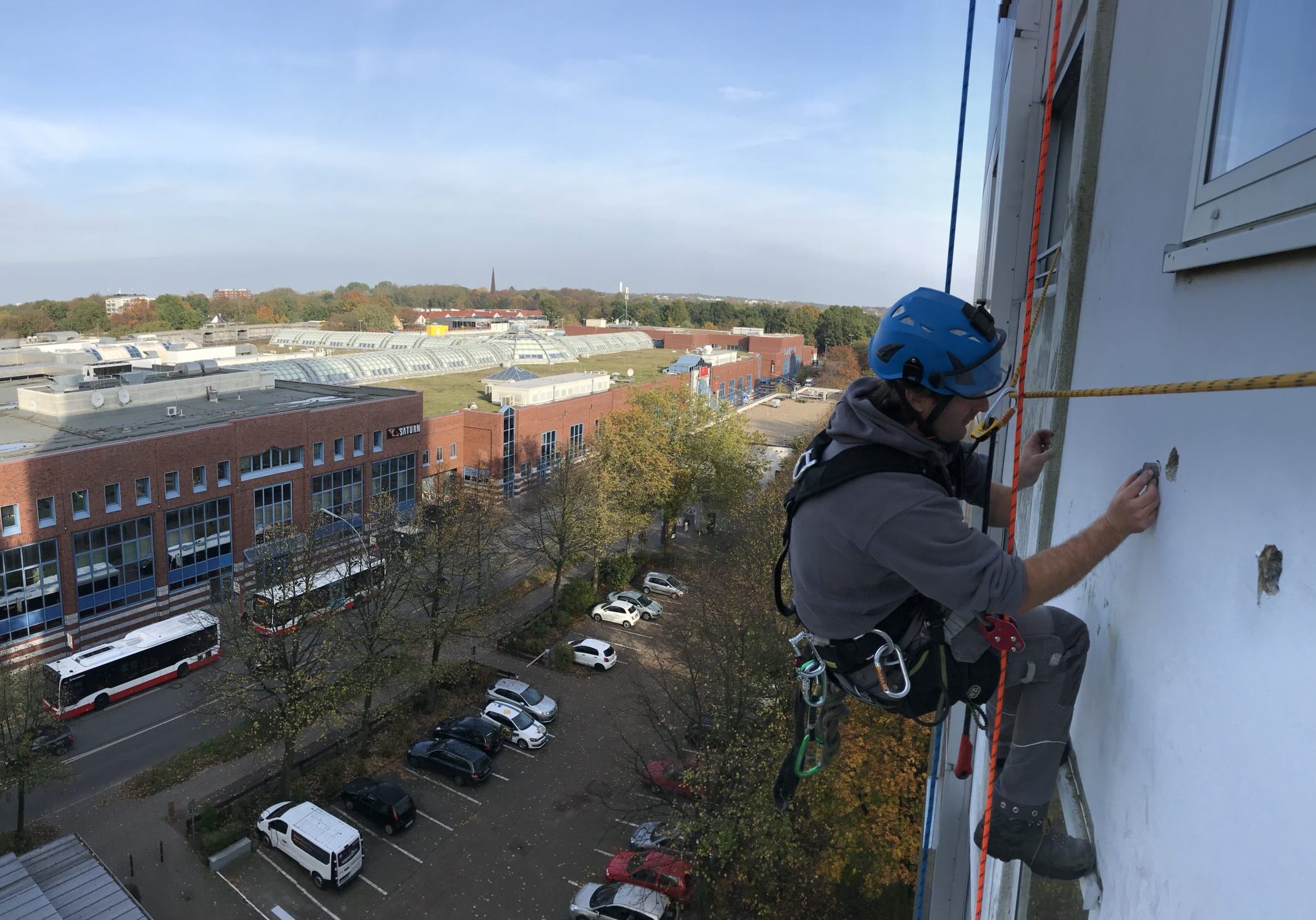 Industrieklettern und Bauwerksuntersuchung